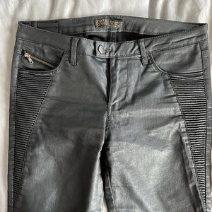 Zara leather pants. Size US 04